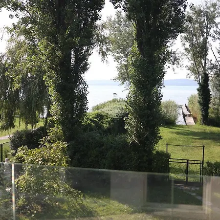 Vizparti Apartment *