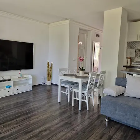 Vizparti Apartment